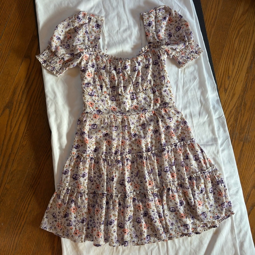 Floral Ruffled Tiered Mini Dress 🌸